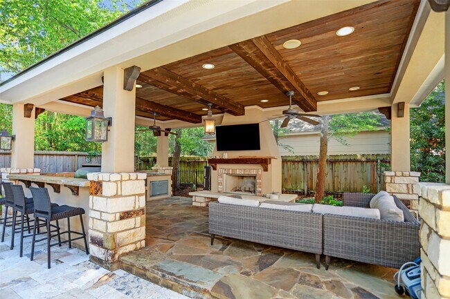 Building Photo - 14 Twilight Glen Ct
