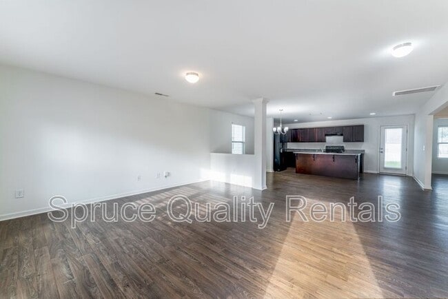 Building Photo - 250 Baybrook Ln