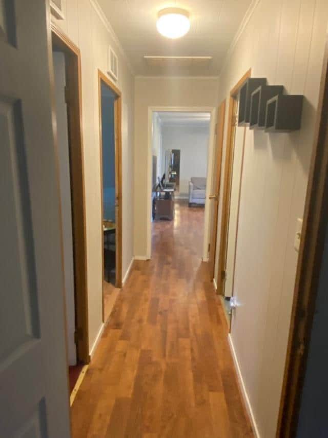 Building Photo - Quiet Neighborhood 3 Bedroom Home with Garage