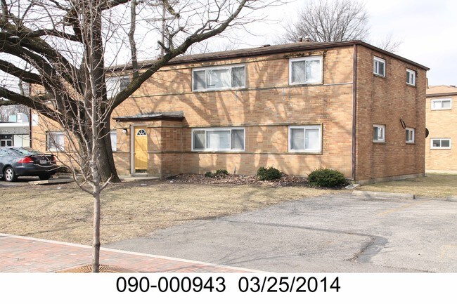 Building Photo - Yearling Circle