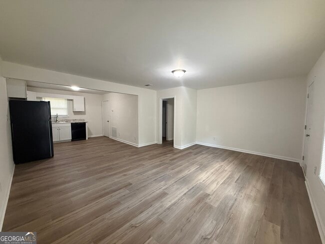 Building Photo - 345 Rustwood Dr