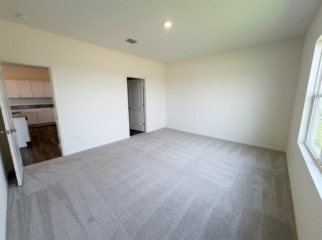 Building Photo - 616 Wesley Miller Ln
