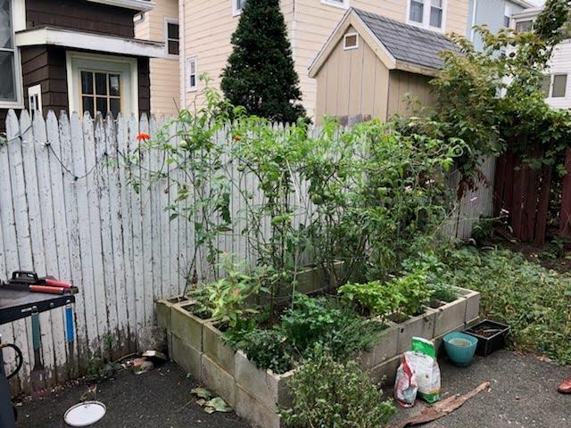 Building Photo - 9 Lowell Terrace