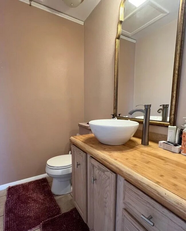 Building Photo - 3690 Broadway St