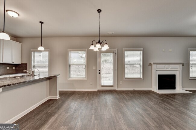 Building Photo - 1145 Glenwyck Dr