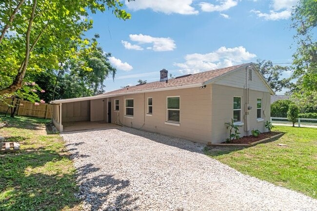 Building Photo - Charming Dade City Home for Lease!