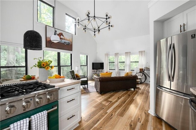 Building Photo - 119 Ashland Dr NE