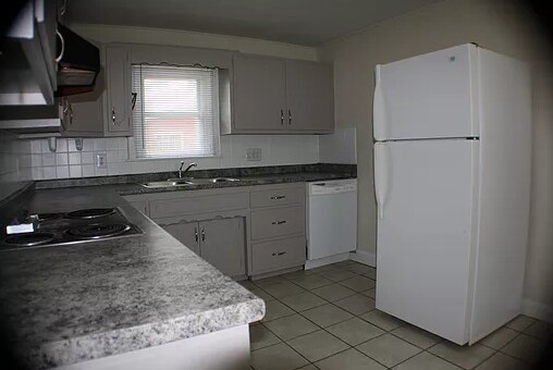 Building Photo - 2205 N Glenwood Ave