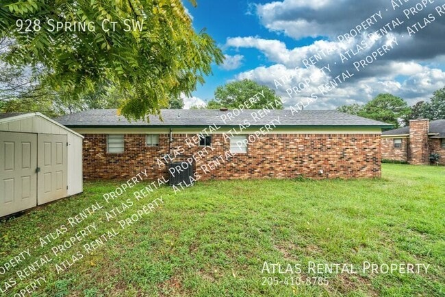 Building Photo - 928 Spring Ct SW