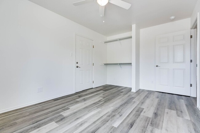 Building Photo - COMING SOON - 2 Bedroom Duplex w/ Modern F...