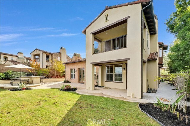 Building Photo - 31 Cezanne