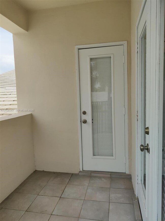 Building Photo - 17276 Bermuda Village Dr