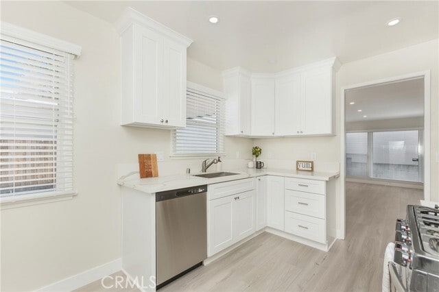 Building Photo - 10419 Floral Dr