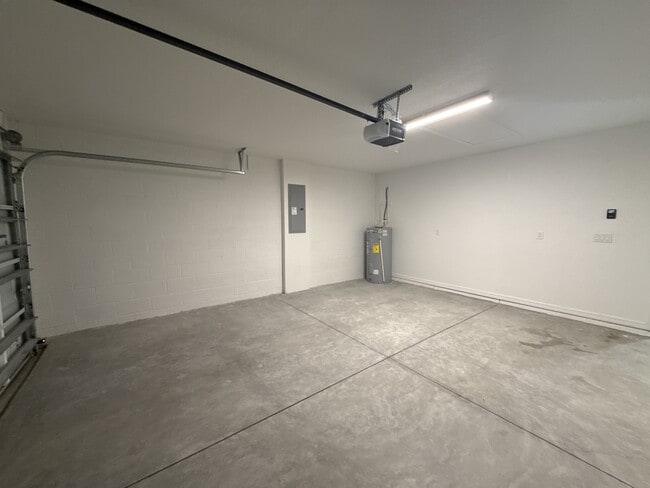 Building Photo - 2234 NW 65th Pl