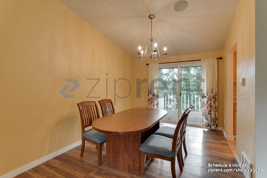 Building Photo - 234 W Jensen St