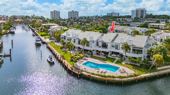 Building Photo - 1005 Bel Air Dr