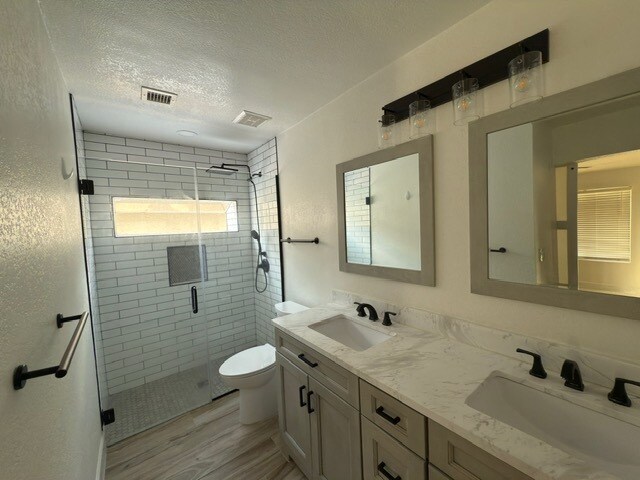 Master Bath - 1112 N 87th St