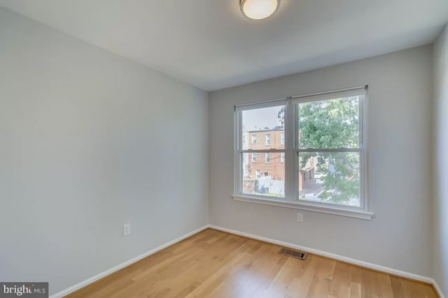 Building Photo - 325 U St NW