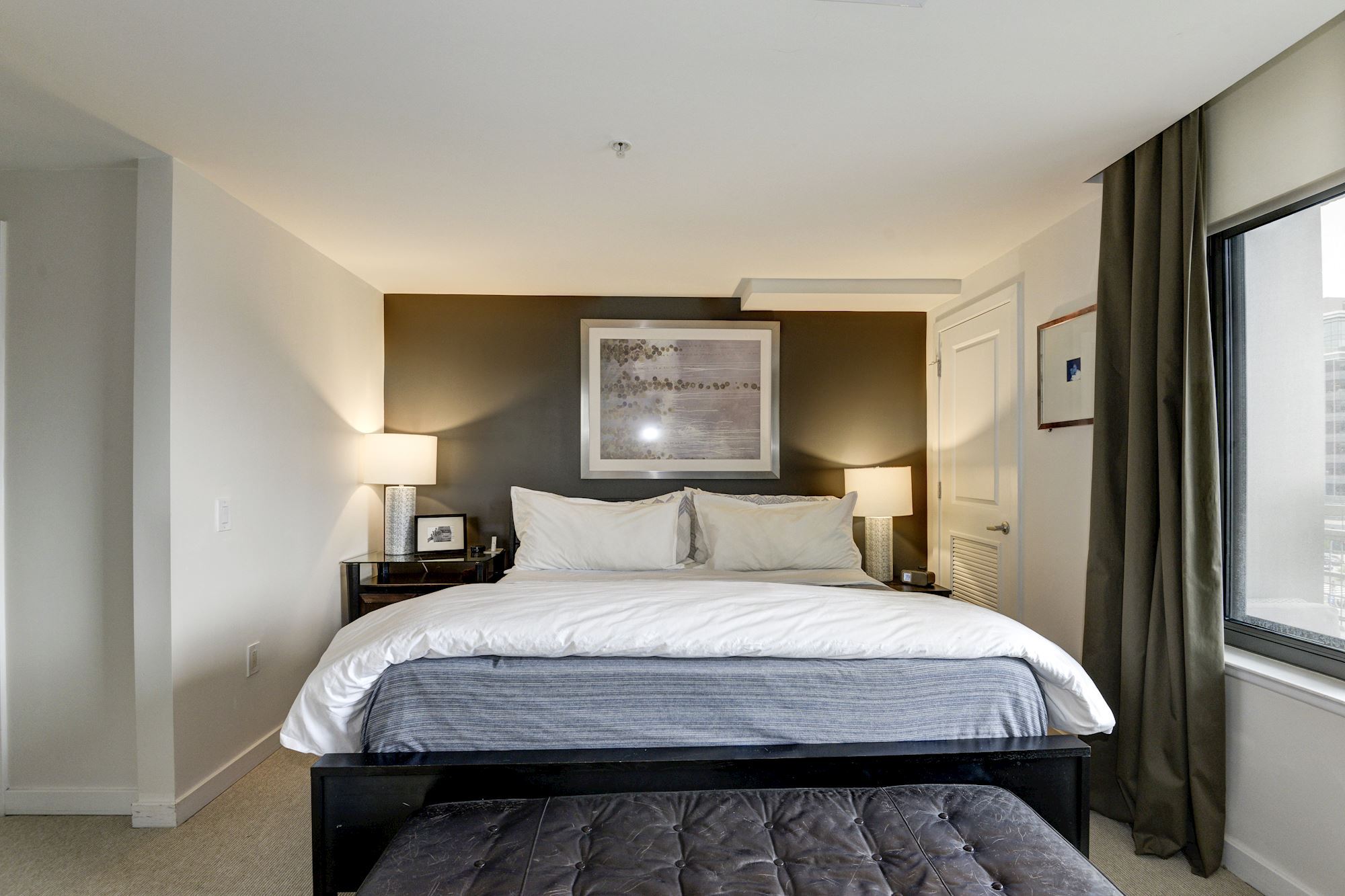 Building Photo - 475 K St NW