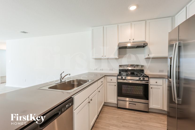 Building Photo - 5174 Fowler Crst