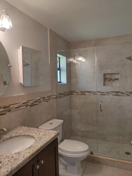 Building Photo - 1322 Pines Ln