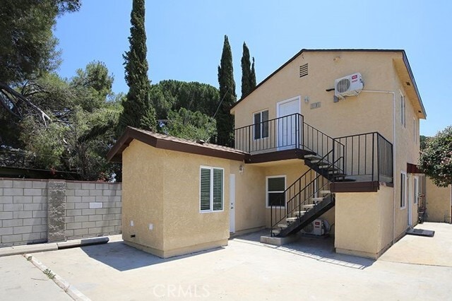 Building Photo - 10709 Sherman Pl