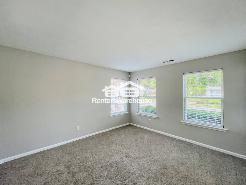 Building Photo - 617 Lord Nelson Ct