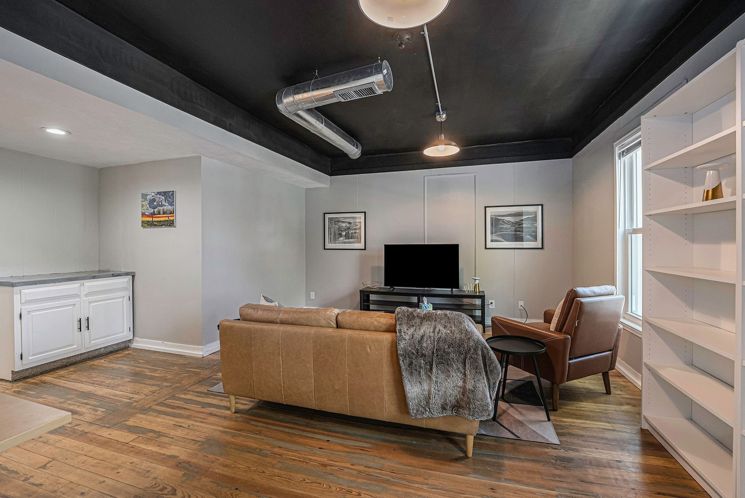 Building Photo - 149 Valley Ave NW