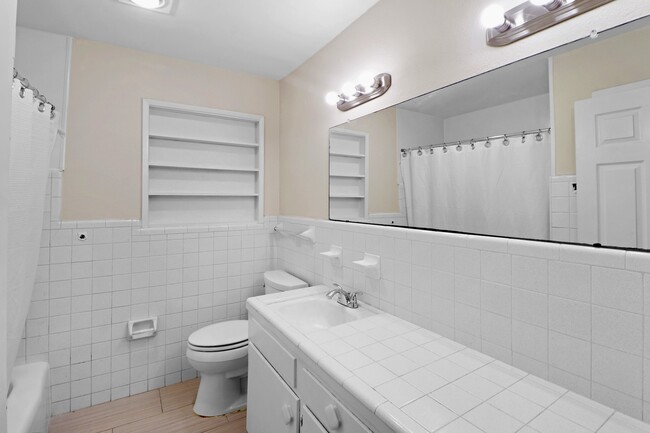 Building Photo - 5554 Beechnut St