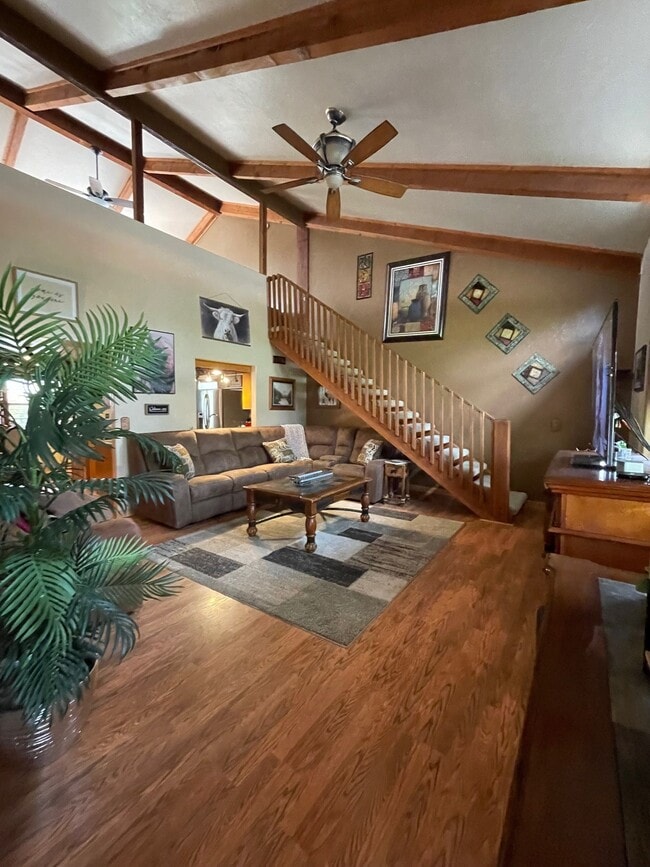 Building Photo - 4350 N Agua Fria Dr