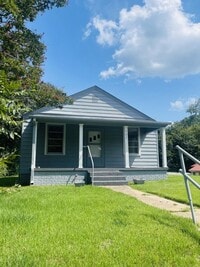 Building Photo - 707 Southern St