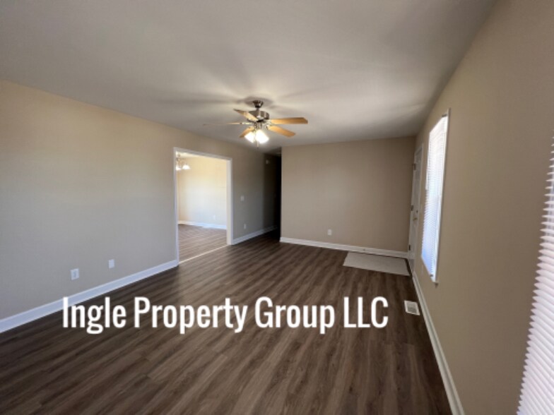 Building Photo - 54 Packhouse Ct
