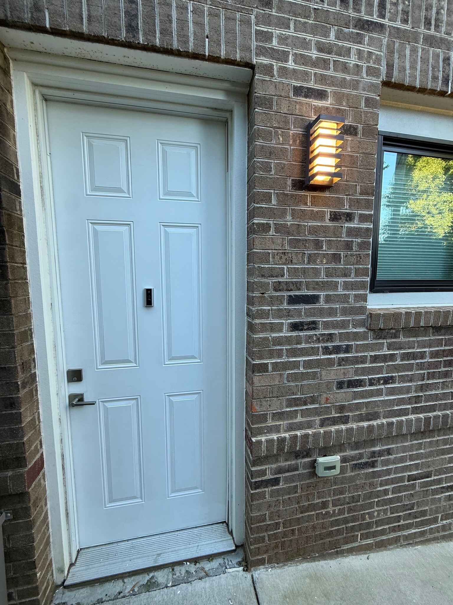 Building Photo - 501 E 37th St