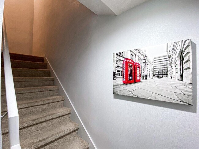 Building Photo - 3226 Wish Ave