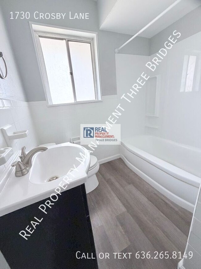 Building Photo - 1730 Crosby Ln