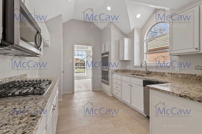 Building Photo - 2314 Stillwater Dr