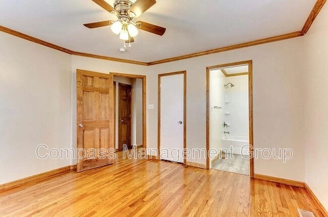 Building Photo - 9204 Topoco Dr