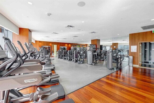 Building Photo - 1300 S Miami Ave