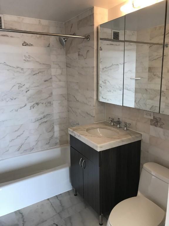 Building Photo - 1 bedroom in BROOKLYN NY 11201