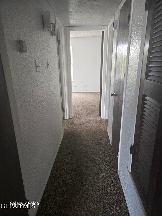 Building Photo - 11209 Campestre Ln