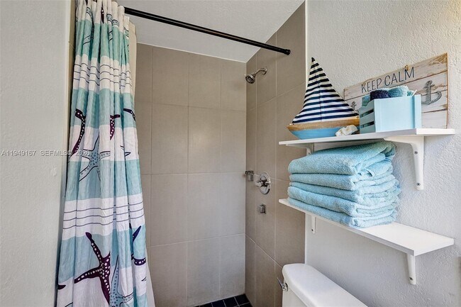 Building Photo - 3730 SW 47th Ct