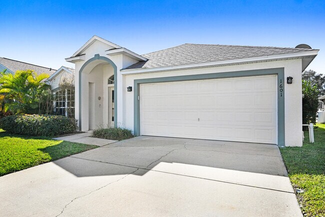 Building Photo - 1601 Wekiva Dr