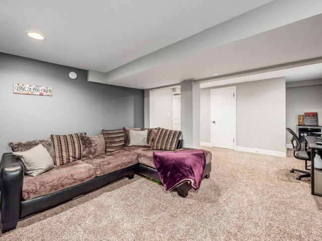 Building Photo - 3227 Ainwick Rd