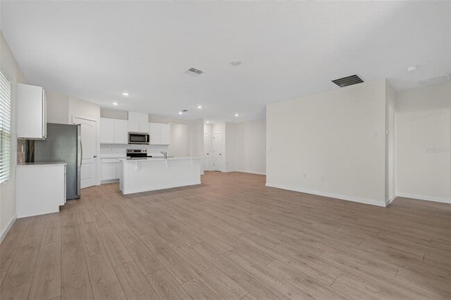 Building Photo - 2893 House Finch Rd