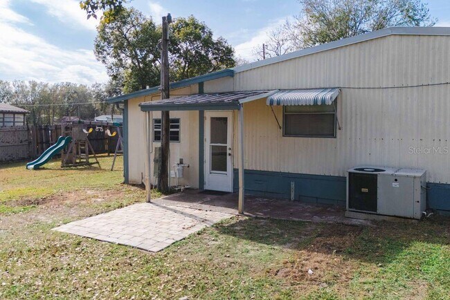 Building Photo - 3648 Fox Ridge Blvd