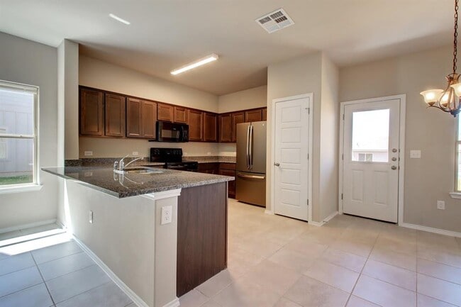 Building Photo - 1204 Garland Rd