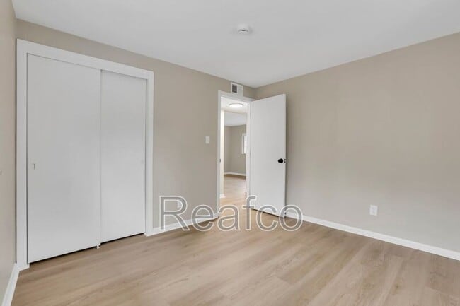 Building Photo - 1021 Binns Blvd