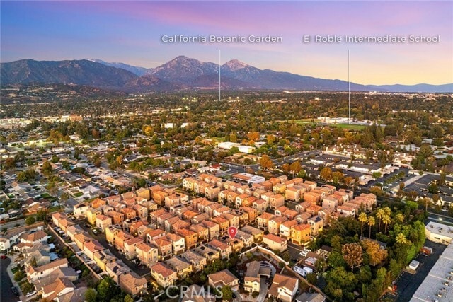 Building Photo - 710 Banyan Wy