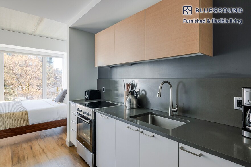 Building Photo - 1350 Boylston St