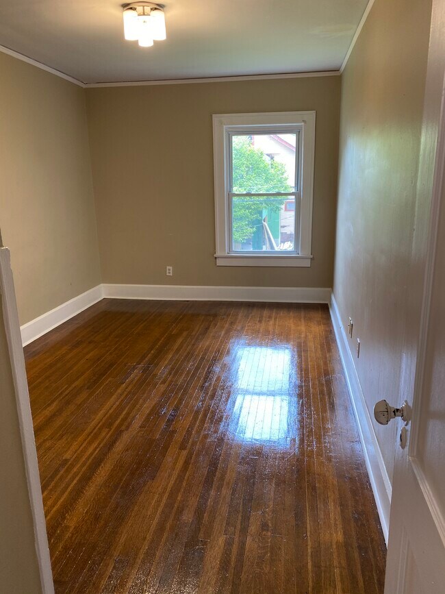 Bedroom 3 - also a big room - 3901 N Pennsylvania St